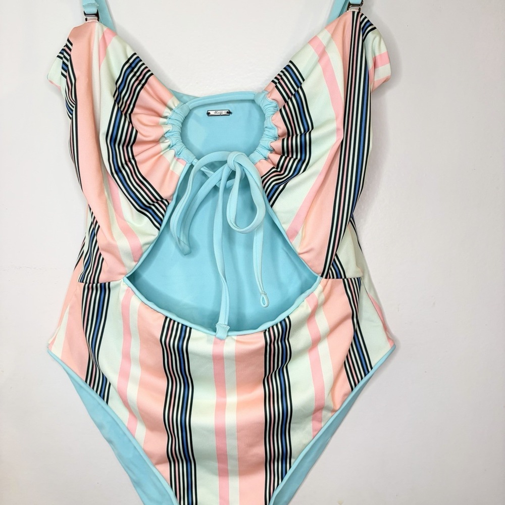 MAAJI Striped Reversible Cutout Tie Front One Piece Swimsuit Pink Blue Solid S - Picture 5 of 5
